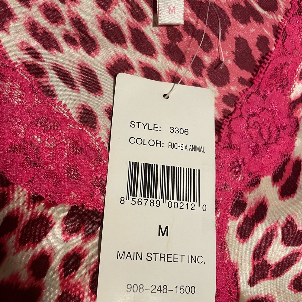Bed of Roses Fuchsia Animal Print, Wine,Pink & Ivory Gown w/pink trim side split - Picture 8 of 9